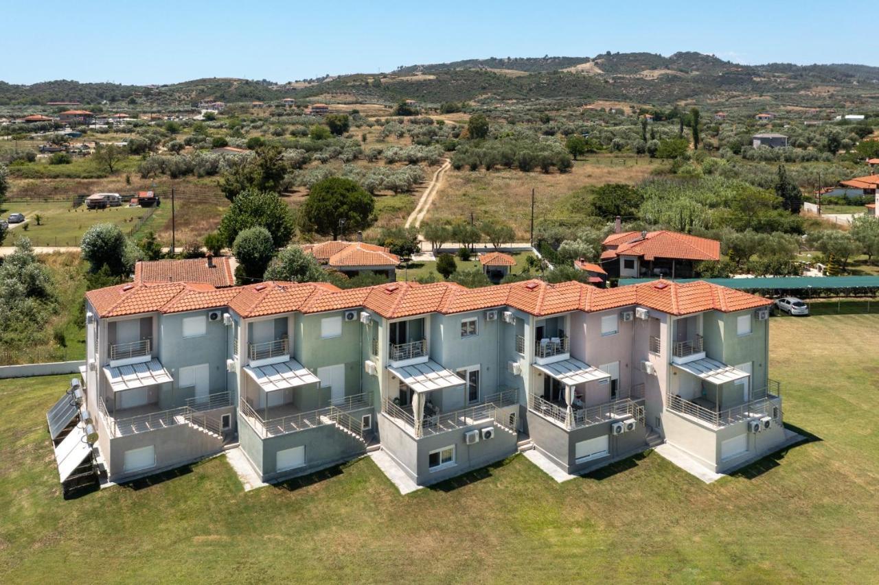 Palm Tree Maisonettes #Feelslikehome Ормос Пангиас Екстериор снимка
